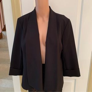 BLACK LABEL BY EVAN PICONE. Black jacket. Shawl collar. Classic fit. 3/4…